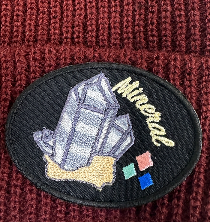 テスト　鉱物刺繍ワッペン