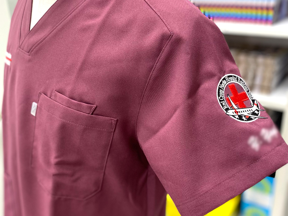 成田赤十字病院2022年研修医様 スクラブ